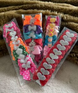 Assorted M/L Bows 6-10ct